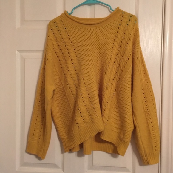 Yellow crochet sweater - Picture 2 of 5